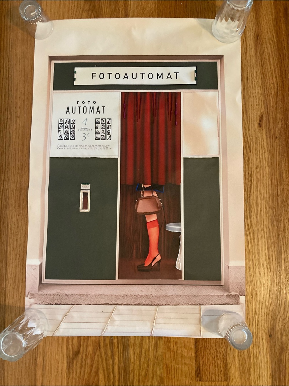 New canvas Fotoautomat poster hand embroidered accents